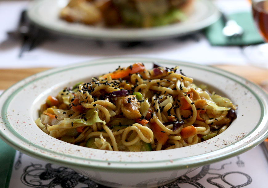 Chicken-stir-fry-vegetables-Divas-Bistro-Zagreb